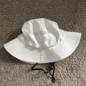 White Adidas Bucket Hat BNWOT